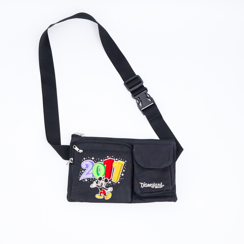 Disney Parks Crossbody Bag Unisex OS Black Mickey Mouse 2011 Disneyland Resort